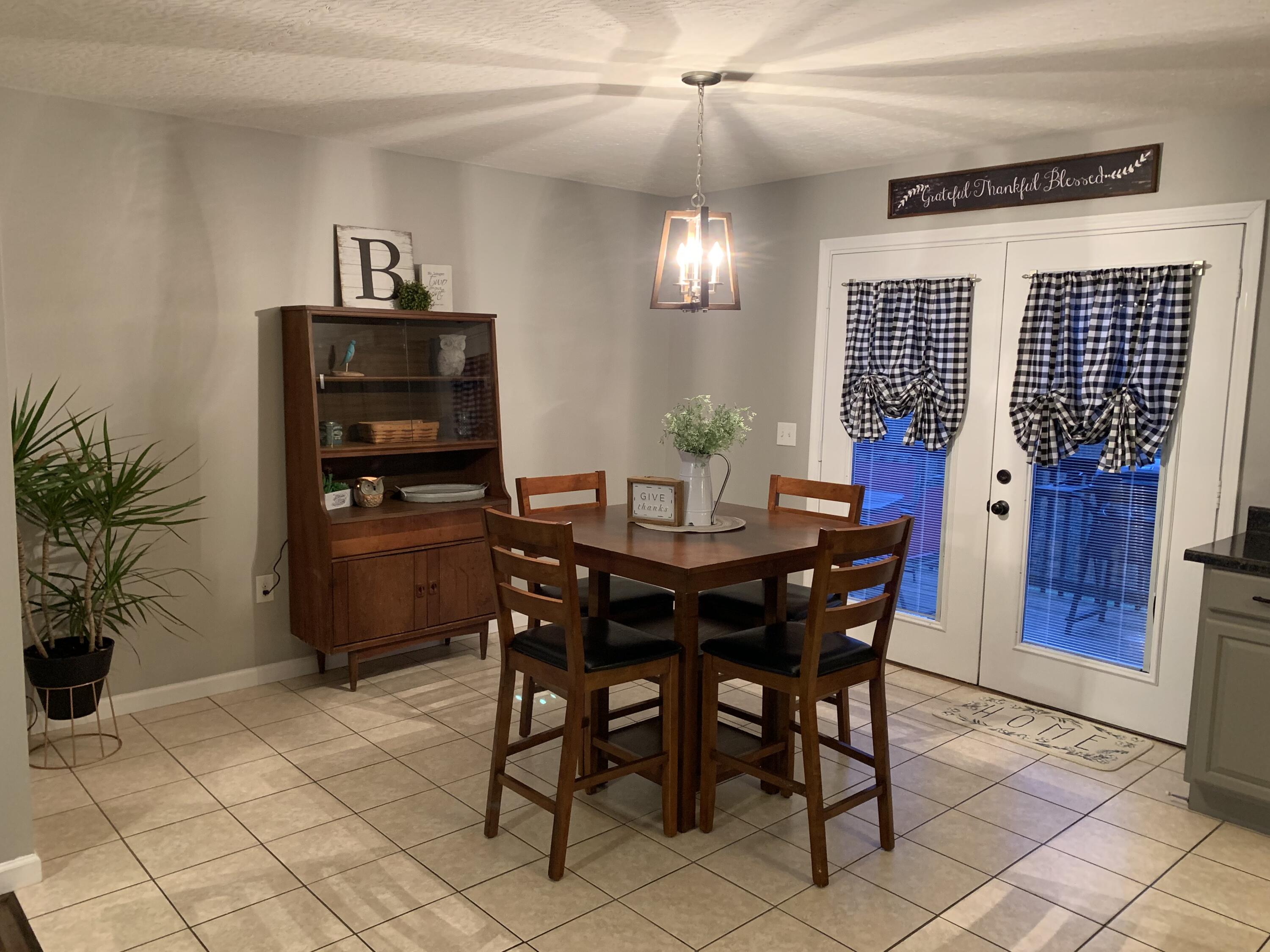 1699 Bryant Rdg Road Liberty, KY 42539 - Photo 10 of 26 Ldining