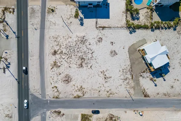 $3,789,900 | 8212 Gulf Boulevard, Navarre, FL 32566