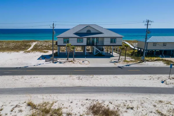 $3,789,900 | 8212 Gulf Boulevard, Navarre, FL 32566
