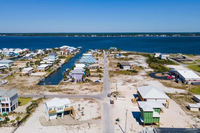 $3,789,900 | 8212 Gulf Boulevard, Navarre, FL 32566
