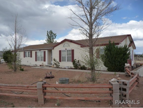 25555 North Mitchell Road Paulden, AZ 86334 - Photo 1 of 15 Primary Photo