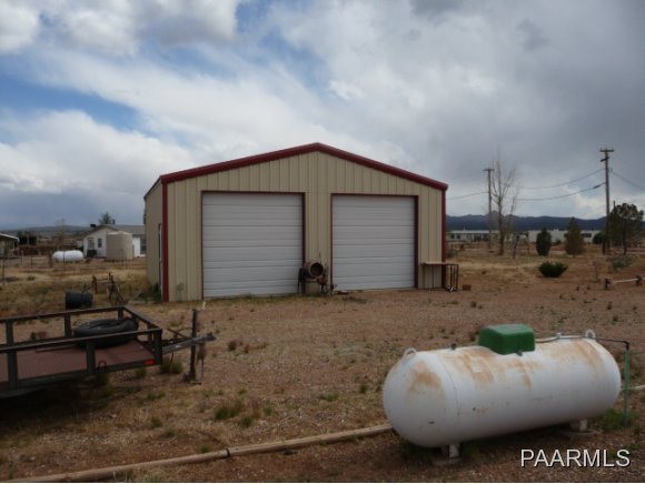25555 North Mitchell Road Paulden, AZ 86334 - Photo 3 of 15 Additional Photo