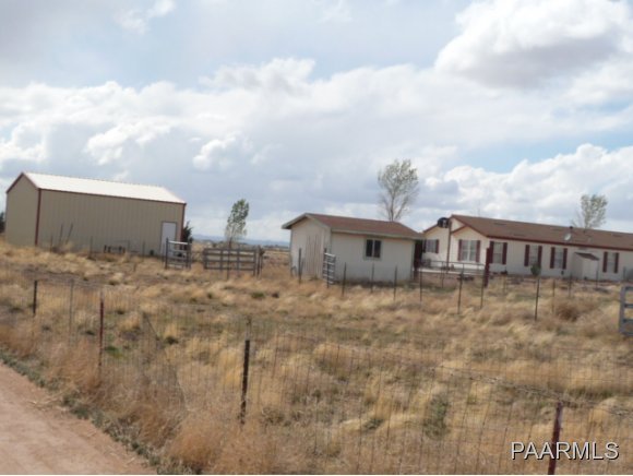 25555 North Mitchell Road Paulden, AZ 86334 - Photo 5 of 15 Additional Photo