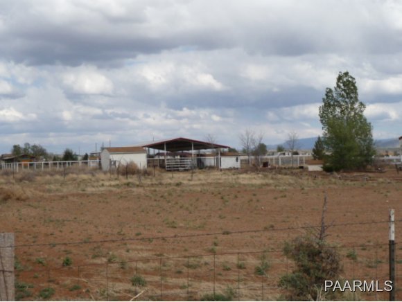 25555 North Mitchell Road Paulden, AZ 86334 - Photo 6 of 15 Additional Photo