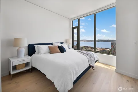 $1,835,000 | 2510 6th Avenue, Unit 2908, Seattle, WA 98121