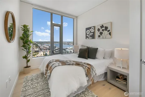 $1,835,000 | 2510 6th Avenue, Unit 2908, Seattle, WA 98121