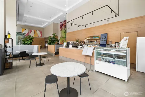 $1,835,000 | 2510 6th Avenue, Unit 2908, Seattle, WA 98121