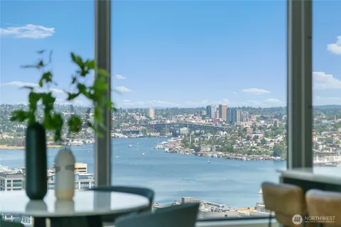 $1,835,000 | 2510 6th Avenue, Unit 2908, Seattle, WA 98121