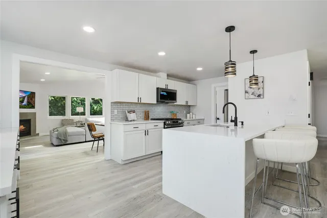 $795,000 | 2131 105th Place Southeast, Everett, WA 98208