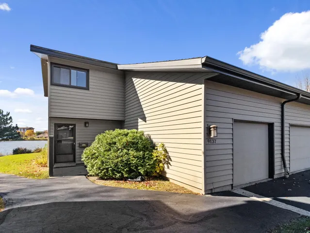 $169,900 | 9137 North 70th Street, Milwaukee, WI 53223