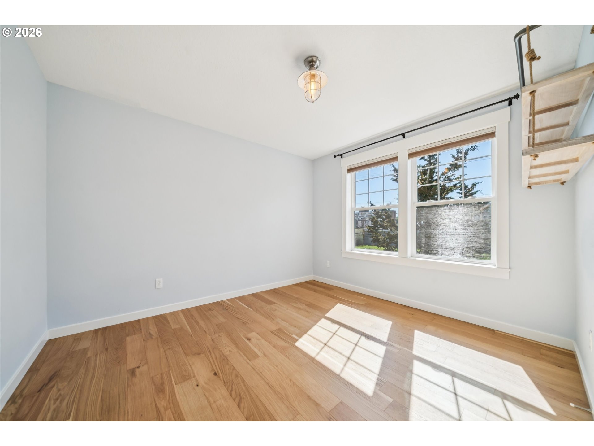 1647 Southeast Spokane Street Portland, OR 97202 - Photo 30 of 43