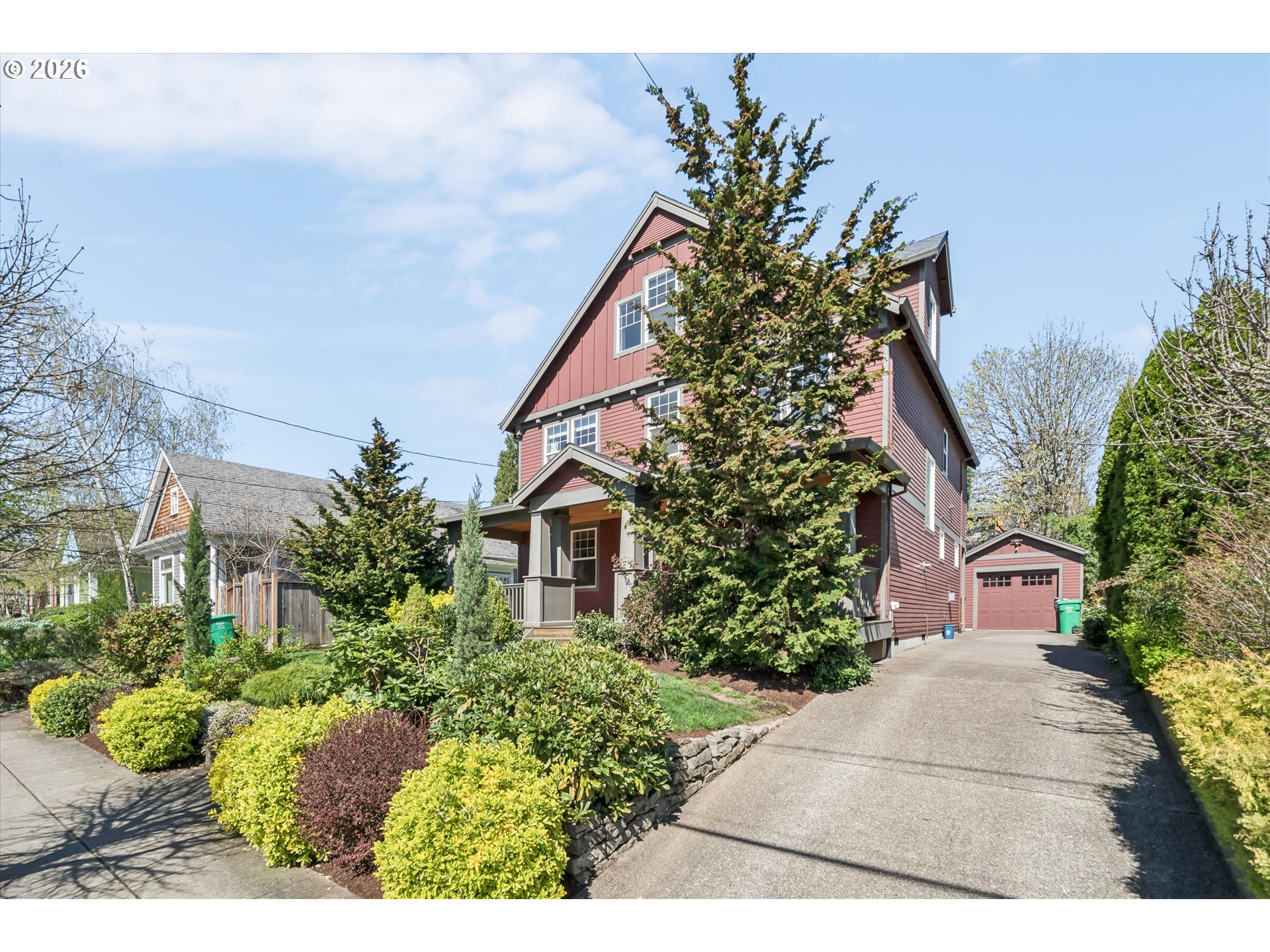 1647 Southeast Spokane Street Portland, OR 97202 - Photo 3 of 43
