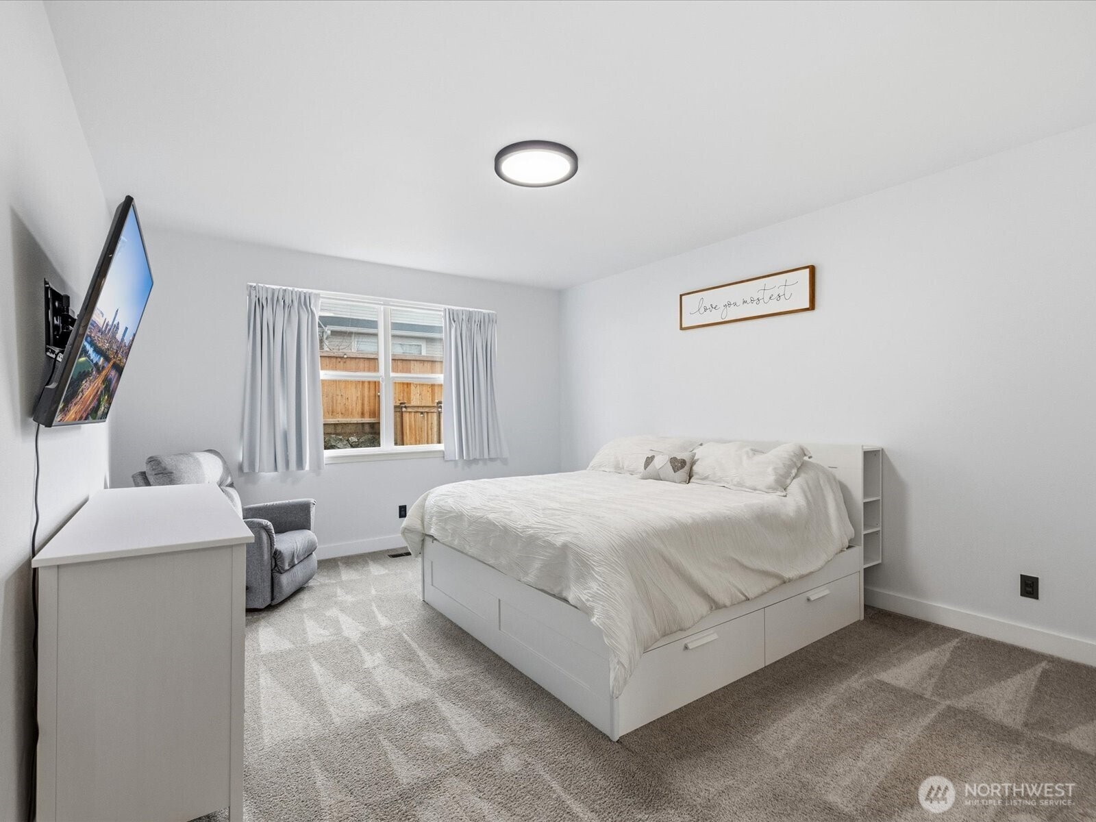 16501 48th Avenue West, Unit B Edmonds, WA 98026 - Photo 13 of 32