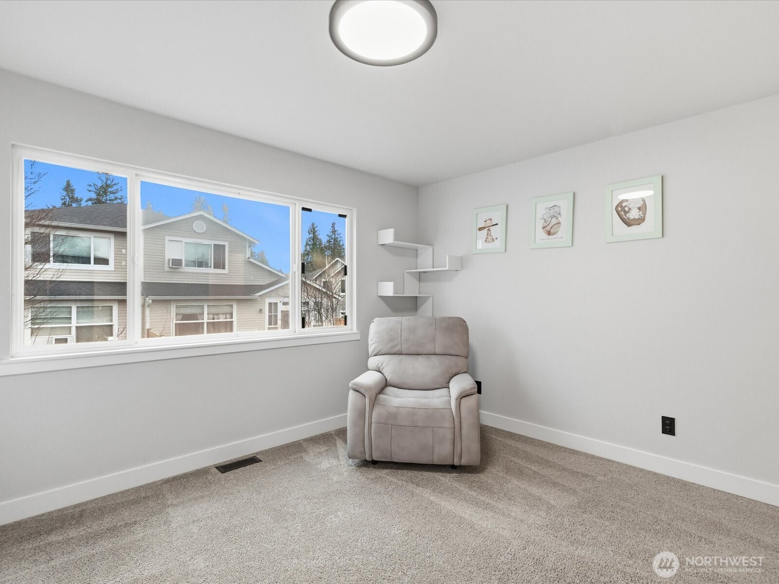 16501 48th Avenue West, Unit B Edmonds, WA 98026 - Photo 21 of 32