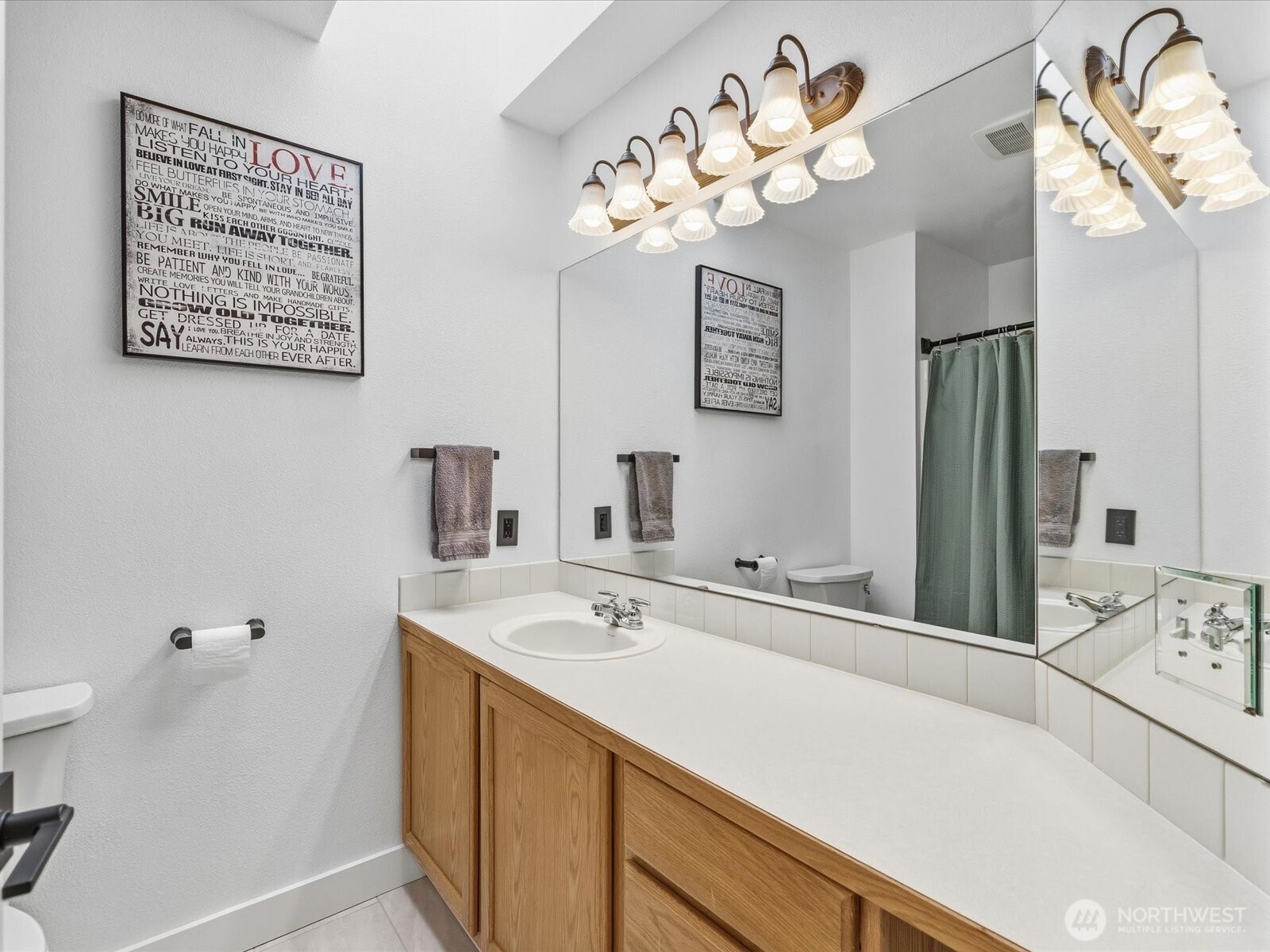 16501 48th Avenue West, Unit B Edmonds, WA 98026 - Photo 23 of 32