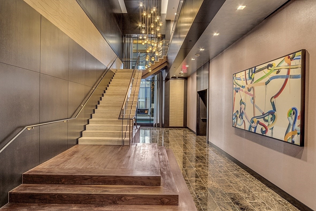 1 Franklin Street, Unit 4606 Boston, MA 02110 - Photo 29 of 38 a view of entryway