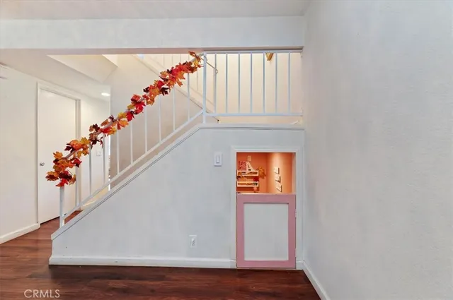 $599,000 | 834 Robles Place, Corona, CA 92882