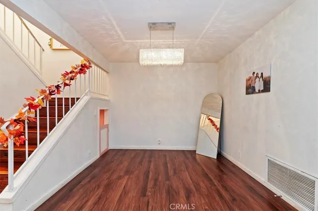 $599,000 | 834 Robles Place, Corona, CA 92882