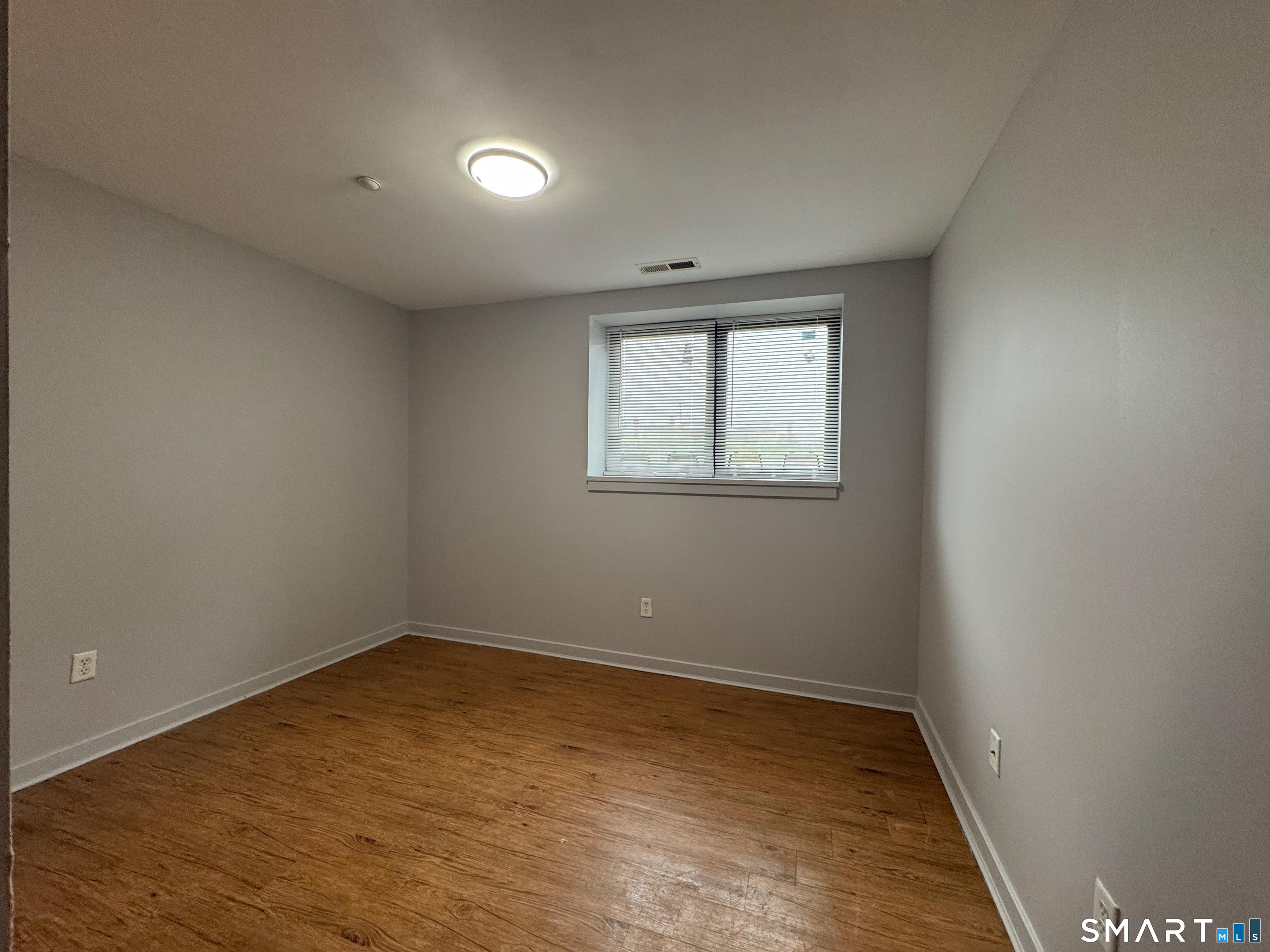 62 Coleman Street Bridgeport, CT 06604 - Photo 3 of 4