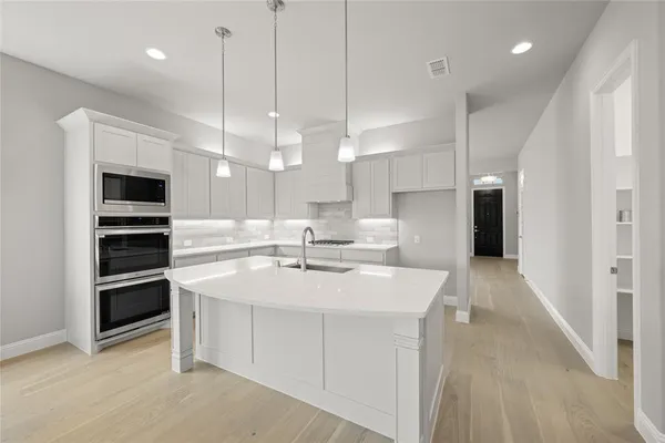 $568,048 | 1616 Olympia Avenue, Corinth, TX 76208