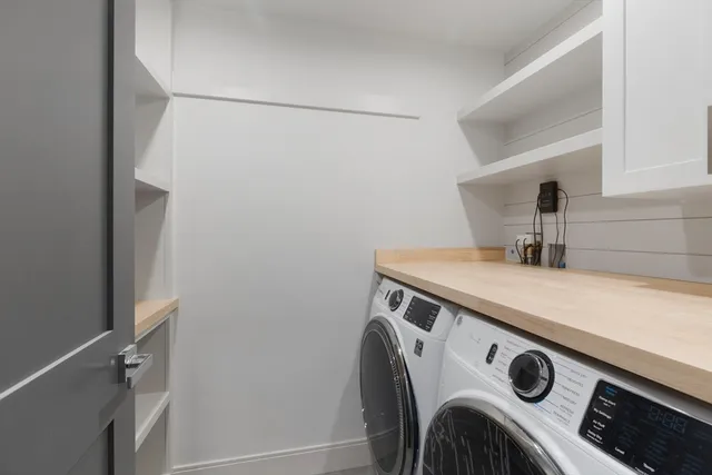 $1,050,000 | 59 Spear Street, Unit 201, Quincy, MA 02169