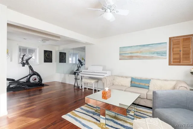 $329,900 | 39 Greengage Circle, Amherst, NY 14051