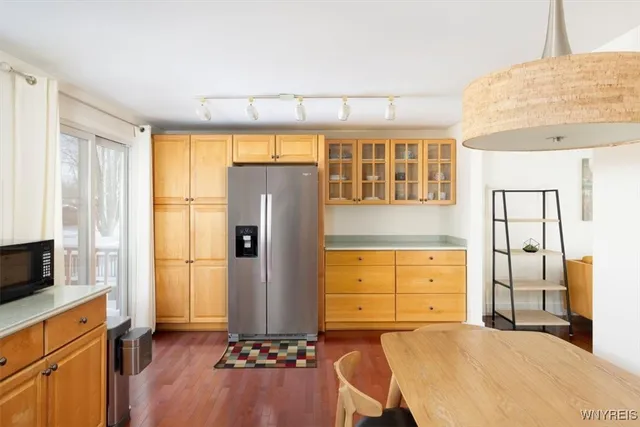 $329,900 | 39 Greengage Circle, Amherst, NY 14051