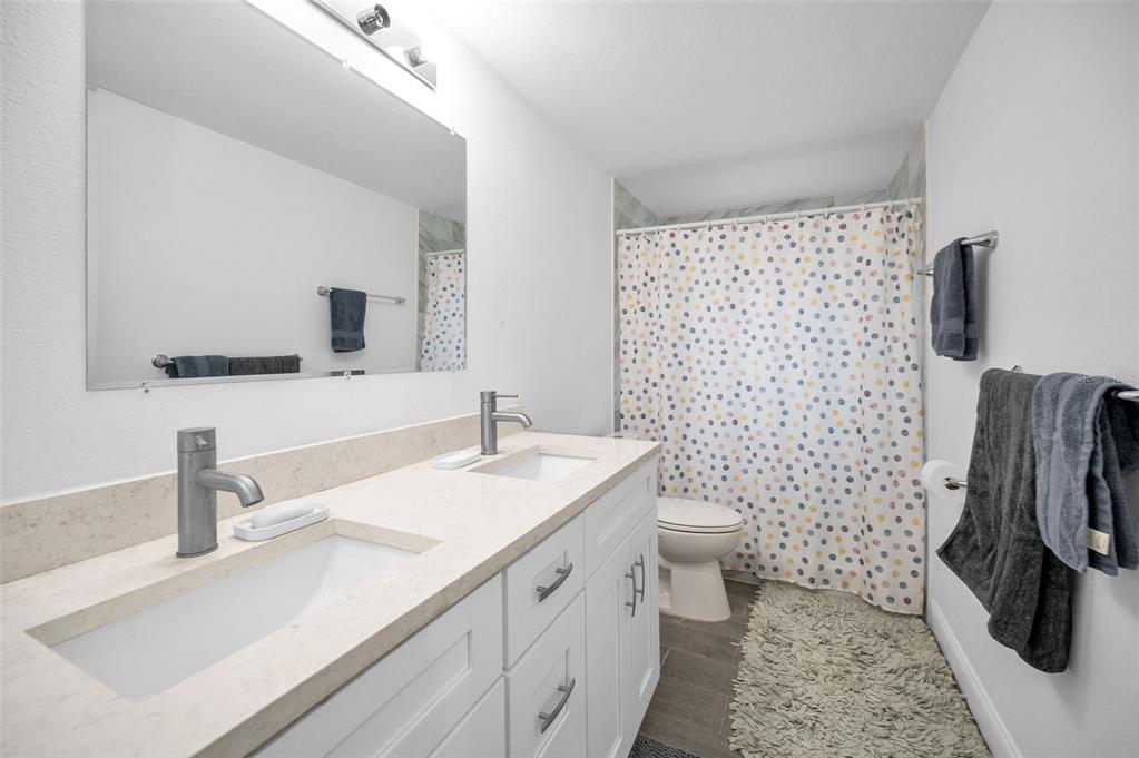 817 Riverside Drive Tarpon Springs, FL 34689 - Photo 17 of 32