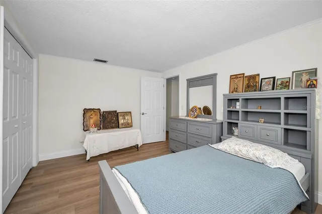 $435,000 | 817 Riverside Drive, Tarpon Springs, FL 34689