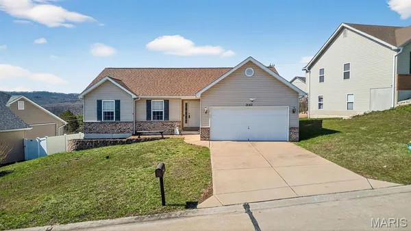 $349,000 | 2162 Oakglen Street, Imperial, MO 63052