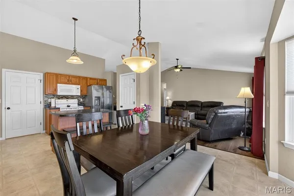 $349,000 | 2162 Oakglen Street, Imperial, MO 63052