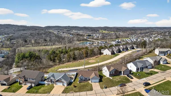 $349,000 | 2162 Oakglen Street, Imperial, MO 63052
