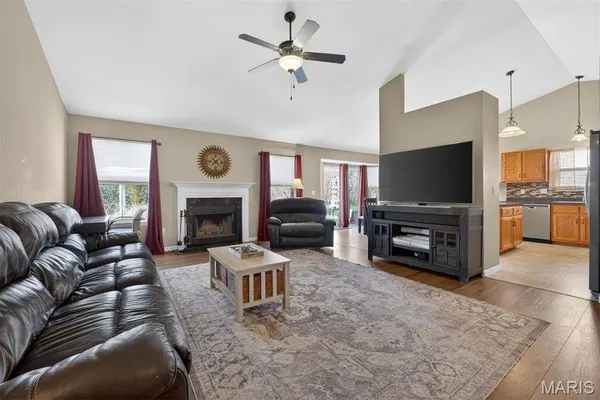 $349,000 | 2162 Oakglen Street, Imperial, MO 63052