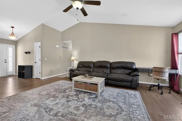 $349,000 | 2162 Oakglen Street, Imperial, MO 63052