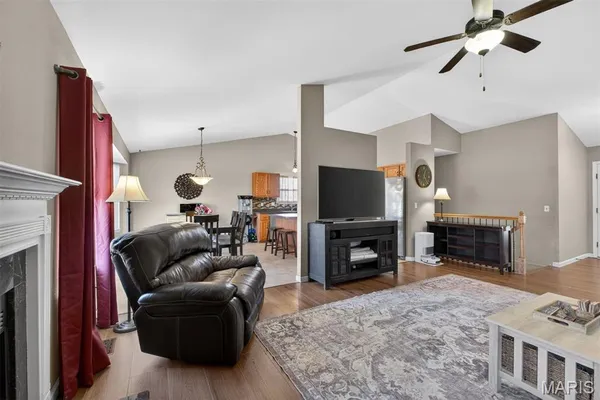 $349,000 | 2162 Oakglen Street, Imperial, MO 63052