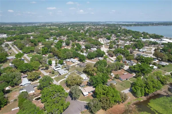 $295,000 | 310 Lake Lena Boulevard, Auburndale, FL 33823
