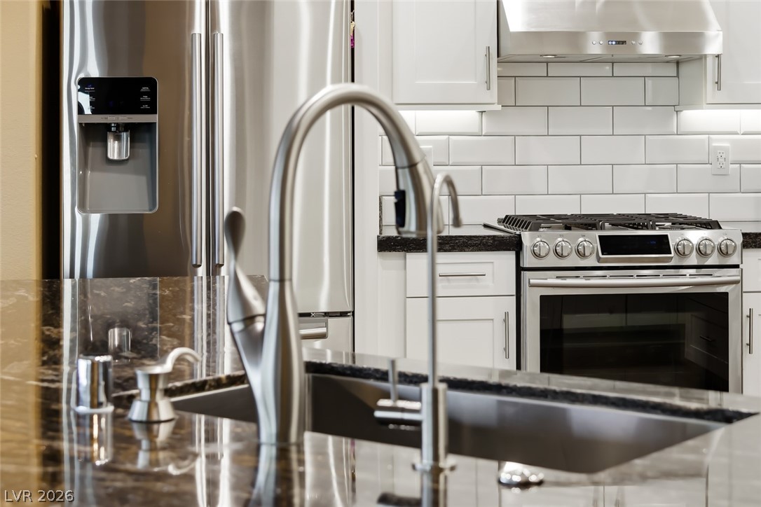 2718 Riceville Drive Henderson, NV 89052 - Photo 17 of 70