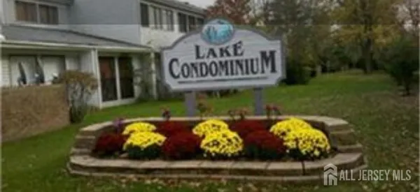 $232,000 | 3I Twin Rivers Drive, Unit K, Hightstown, NJ 08520