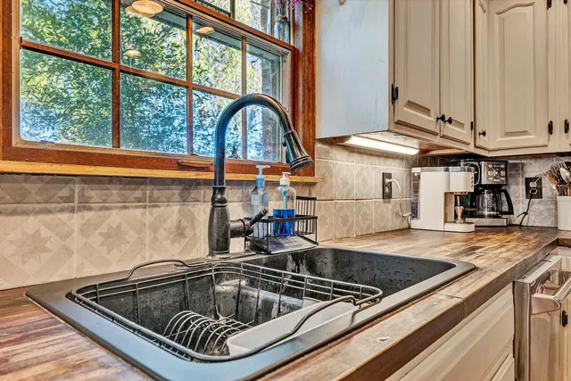 $699,950 | 288 Ridgecrest Drive, Daleville, VA 24083