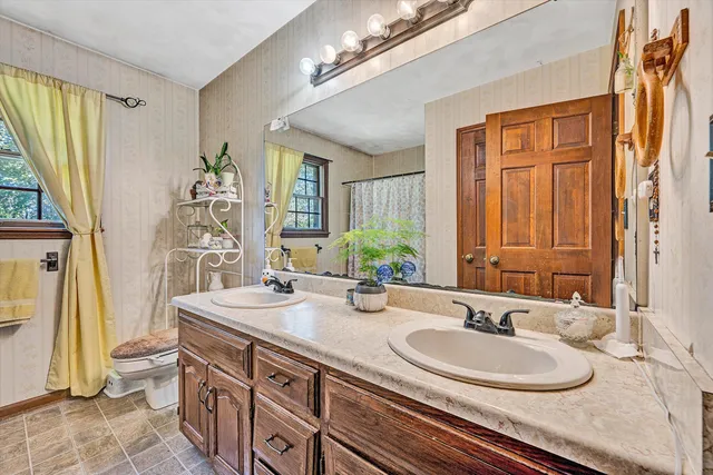 $699,950 | 288 Ridgecrest Drive, Daleville, VA 24083