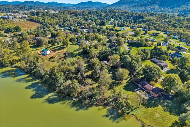 $699,950 | 288 Ridgecrest Drive, Daleville, VA 24083