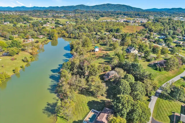 $699,950 | 288 Ridgecrest Drive, Daleville, VA 24083