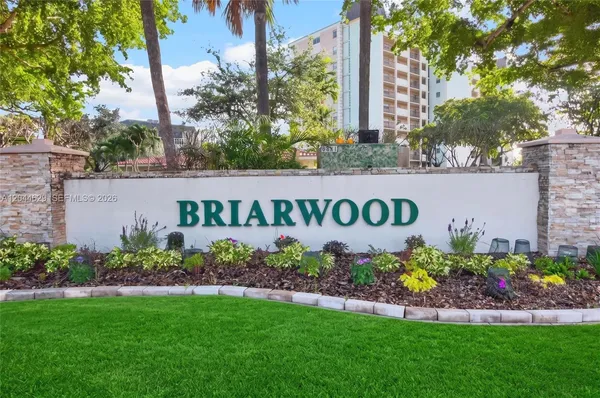 $198,000 | 9101 West Sample Road, Unit 306, Coral Springs, FL 33065