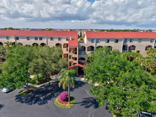 $4,000 | 755 Dotterel Road, Unit 1512, Delray Beach, FL 33444