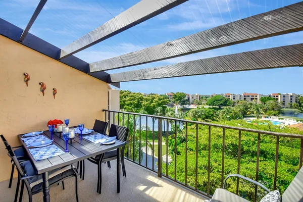 $4,000 | 755 Dotterel Road, Unit 1512, Delray Beach, FL 33444