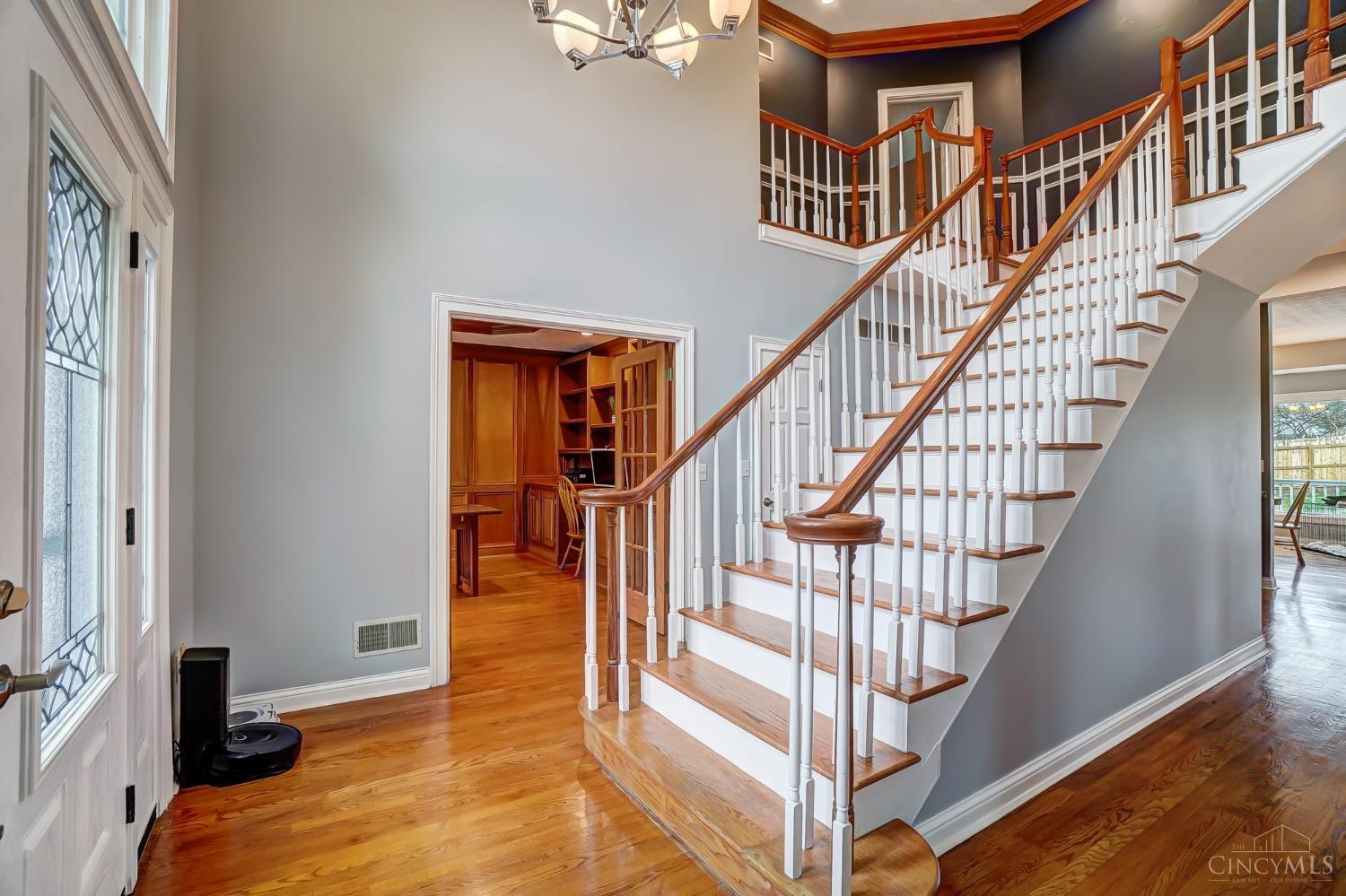 7280 Lawyer Road Cincinnati, OH 45244 - Photo 4 of 68 Gallery Image 4