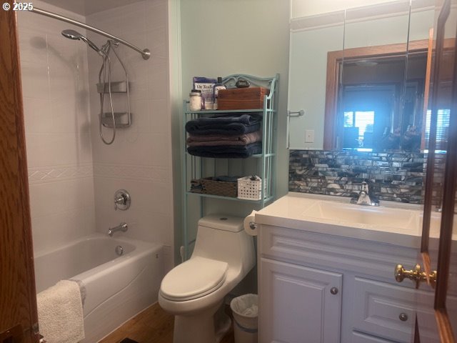 1911 15th Street Baker City, OR 97814 - Photo 19 of 33 a bathroom with a sink a toilet and shower