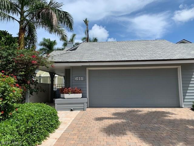 611 Bridge Way Lane Naples, FL 34108 - Photo 5 of 17
