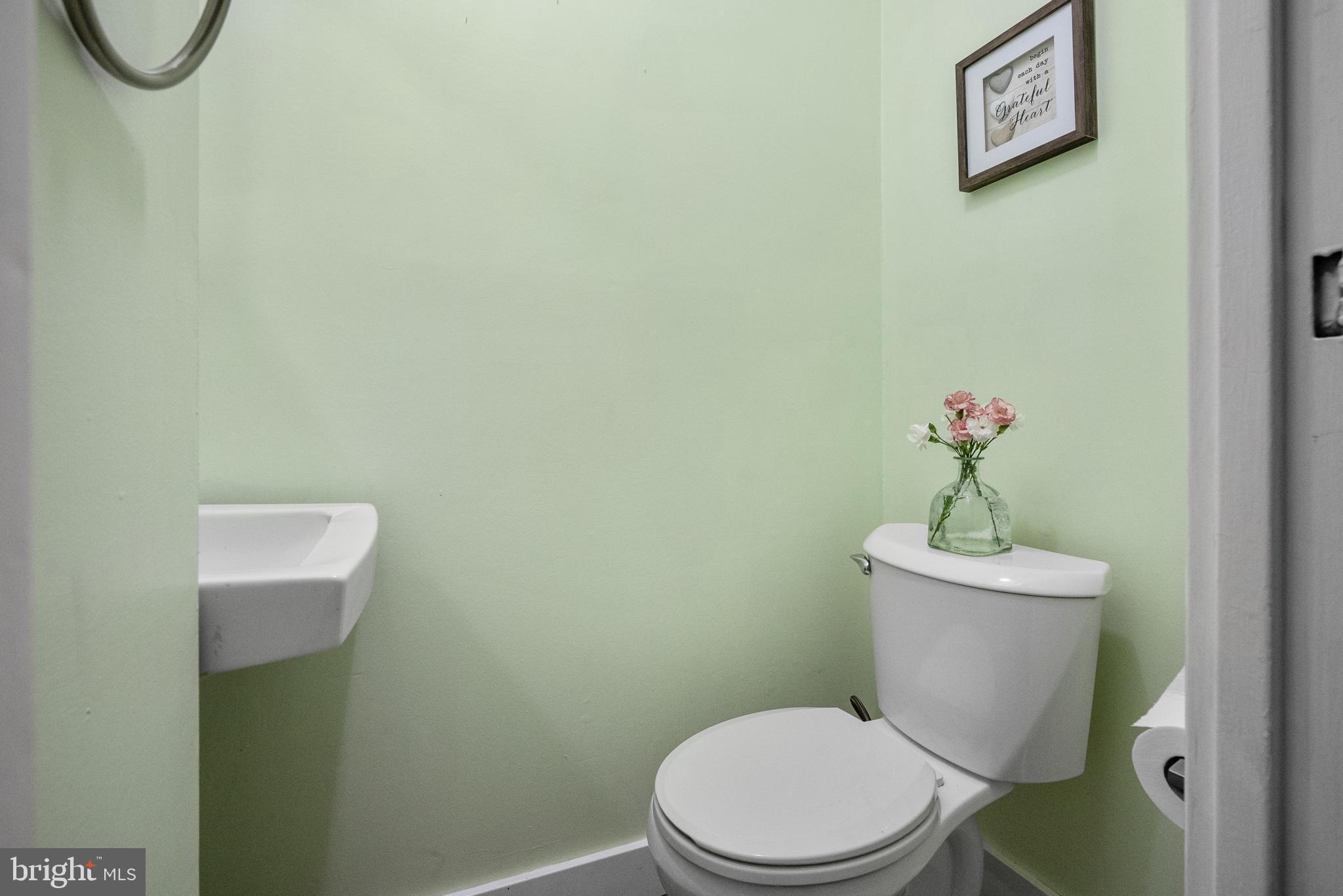 3823 Fairdale Road Philadelphia, PA 19154 - Photo 9 of 24 Gallery Image 9