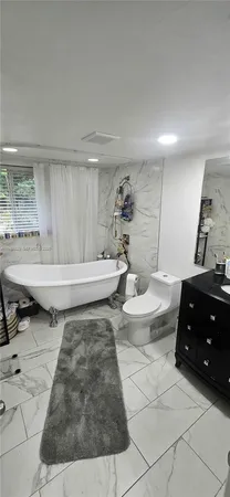 $2,900 | 1211 Northeast 27th Avenue, Pompano Beach, FL 33062